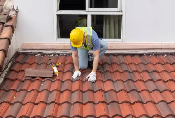 Local Roofing Contractor Services in Springfield: A Complete Guide