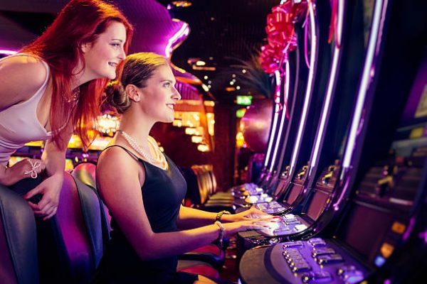 What You Need to Know About Slot Bonus 100 Offers